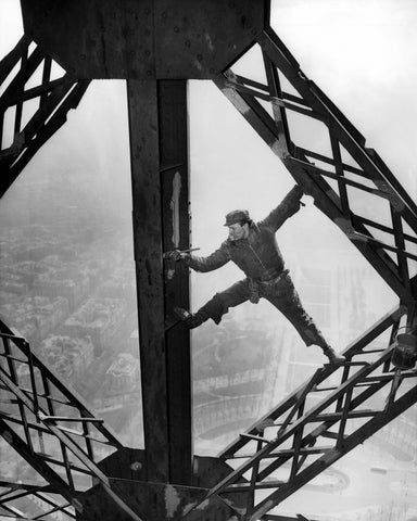 Eiffel Tower Painter 1953