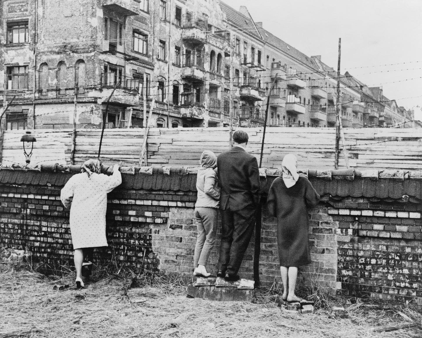 Berlin Wall Observation 1962