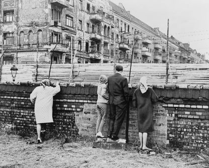Berlin Wall Observation 1962