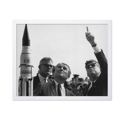 Wernher Von Braun & John Kennedy 1963