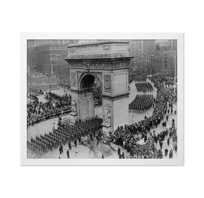New York Washington Square Arch 1946