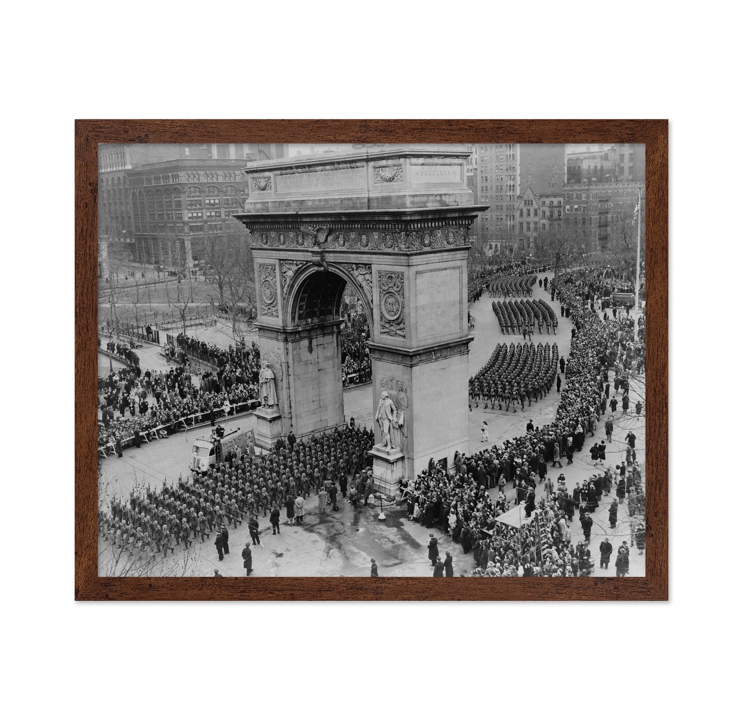 New York Washington Square Arch 1946