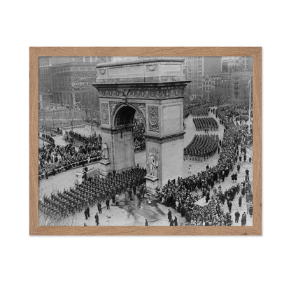 New York Washington Square Arch 1946