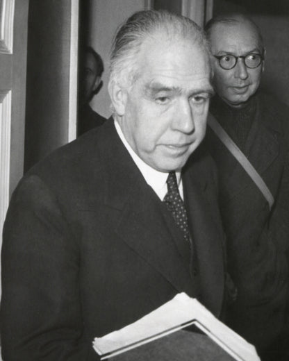 Niels Bohr 1945