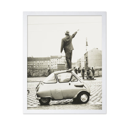 Berlin Wall 1961 No2
