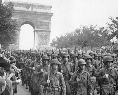 Paris Champs Elysees 1944