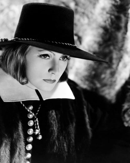 Queen Christina 1933 Greta Garbo No1