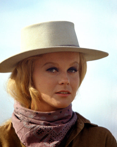 The Train Robbers 1972 Ann Margret No2