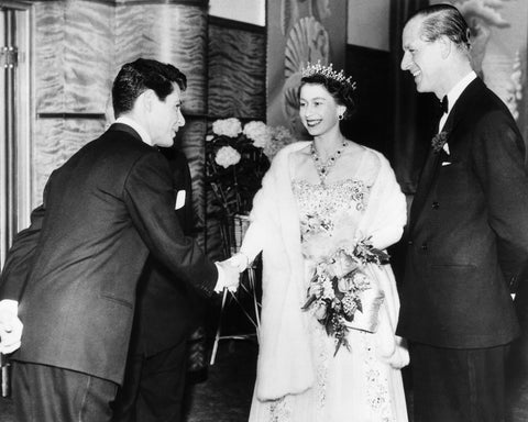 Royal Presentation 1955 Queen Elizabeth