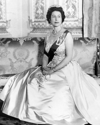 Queen Elizabeth 1950s No1