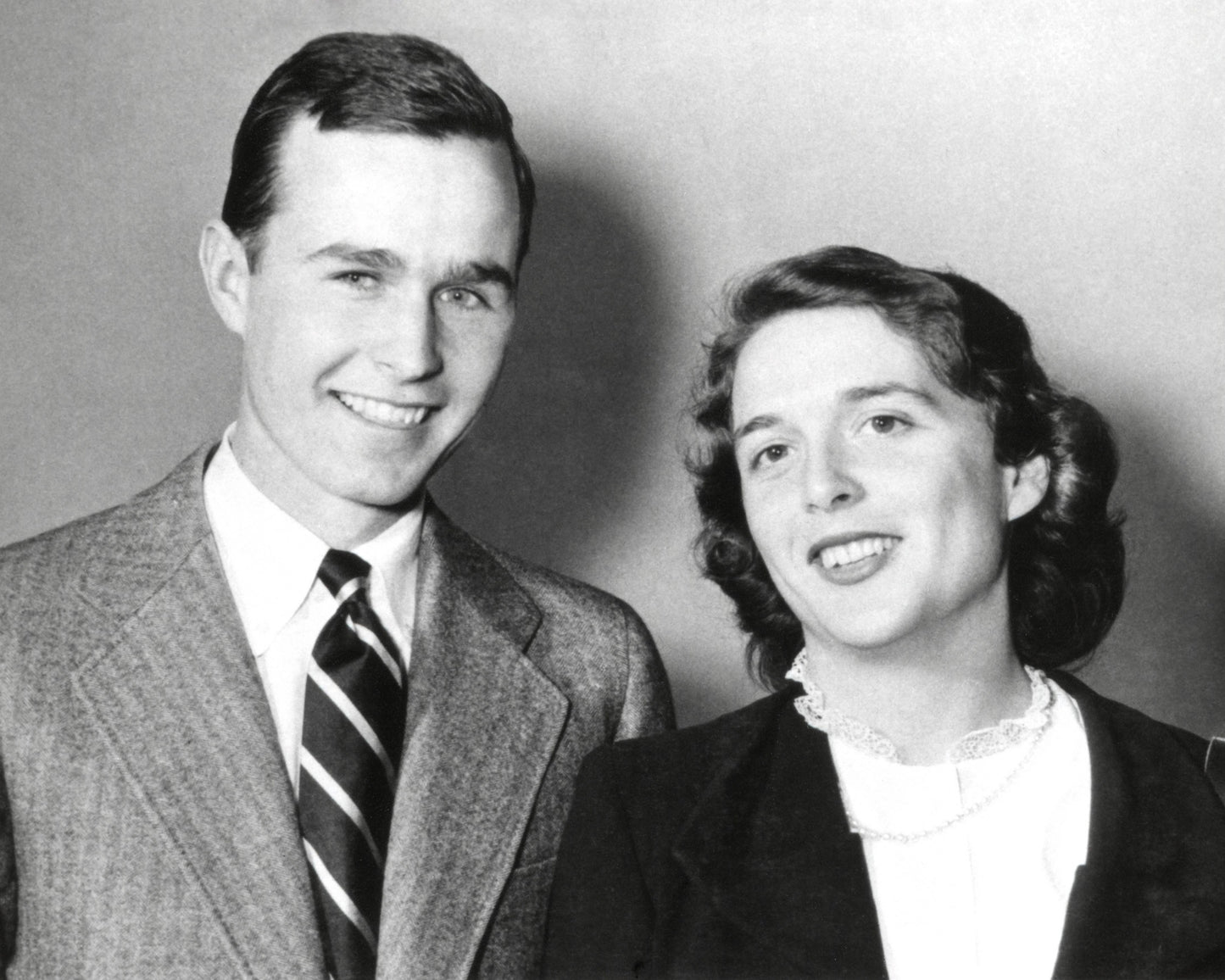 George Bush & Barbara Pierce 1941
