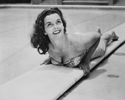 The Outlaw 1943 Jane Russell