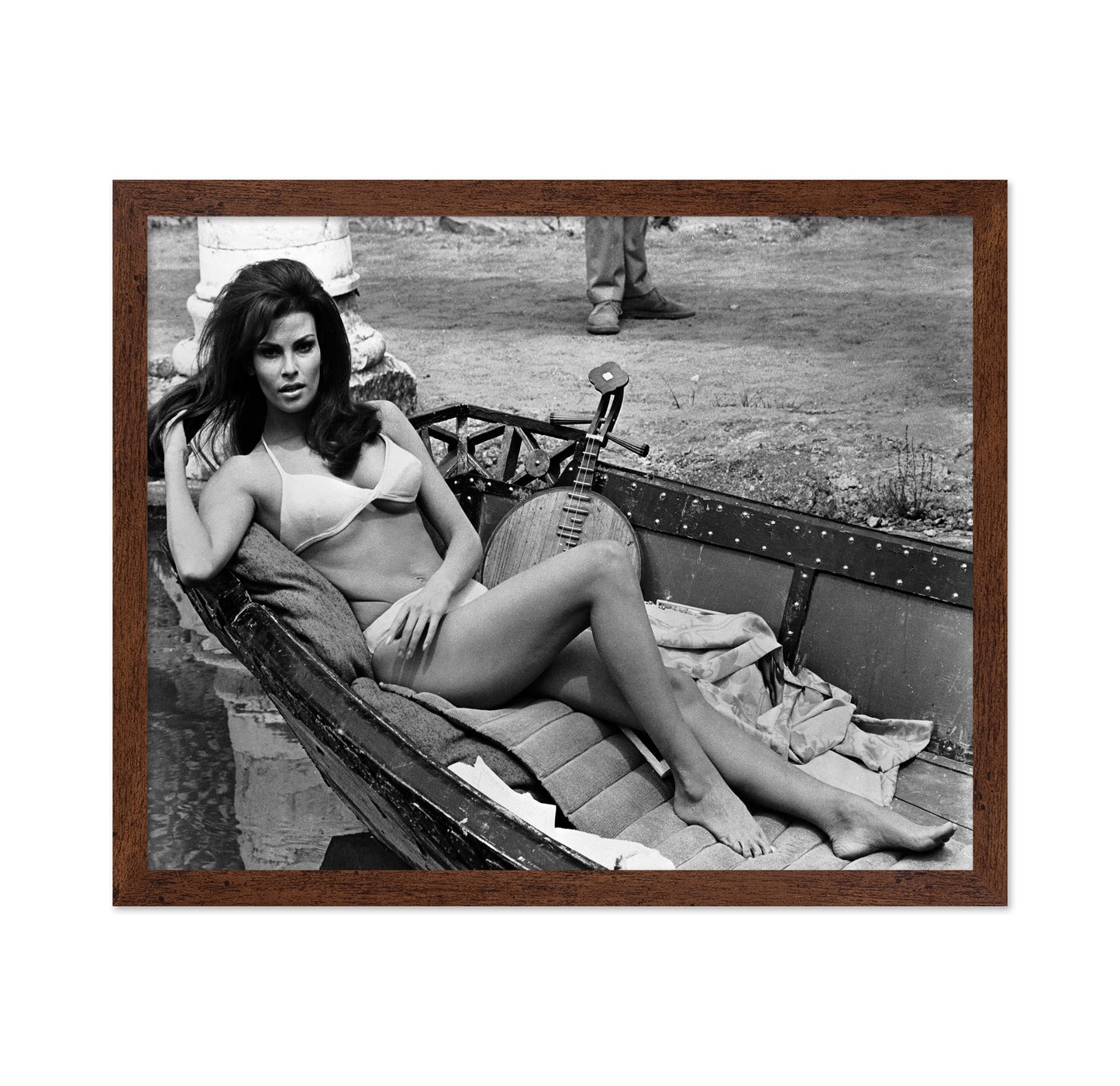 The Biggest Bundle Of Them All 1968 Raquel Welch No2