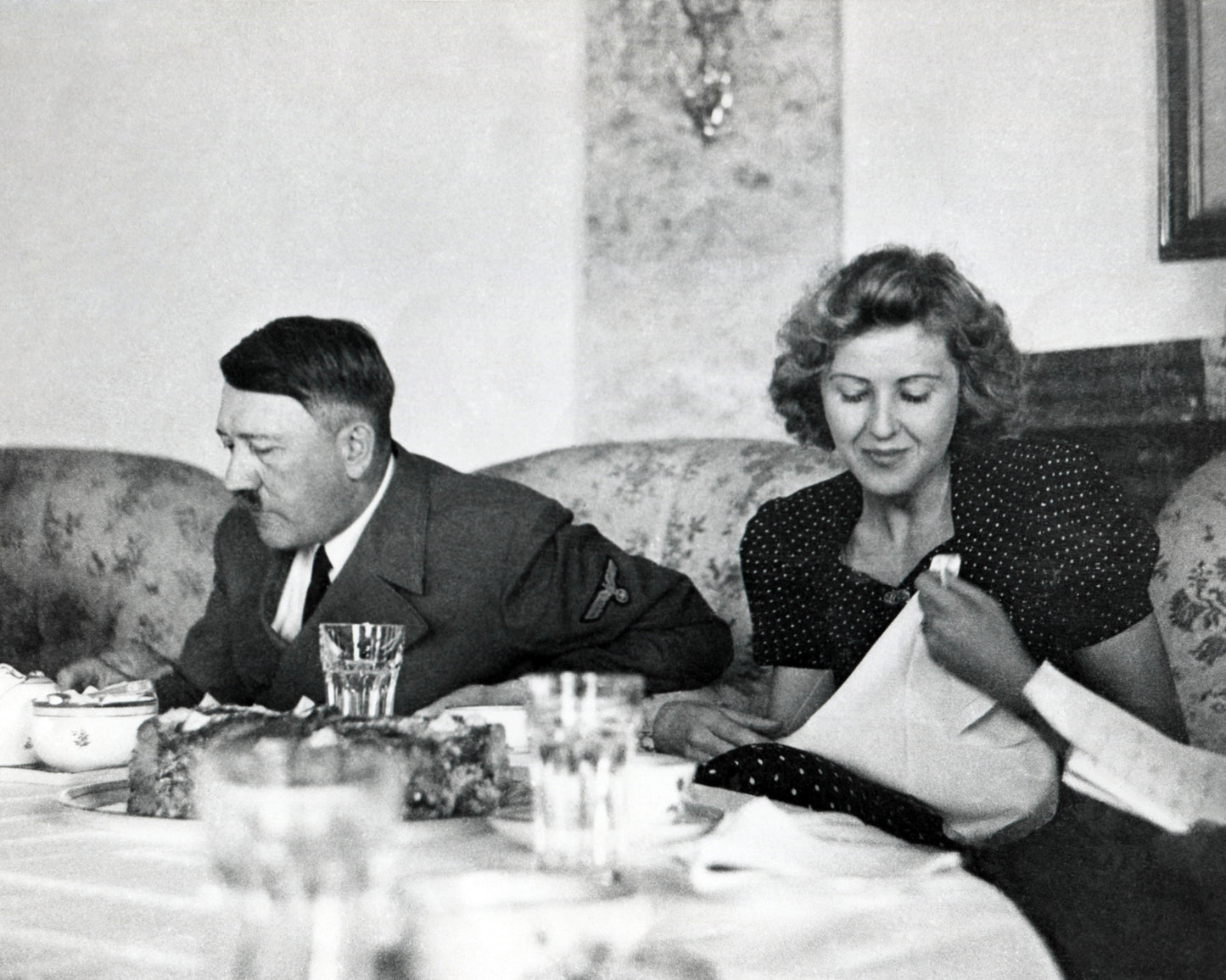 Hitler Eva Braun 1940s