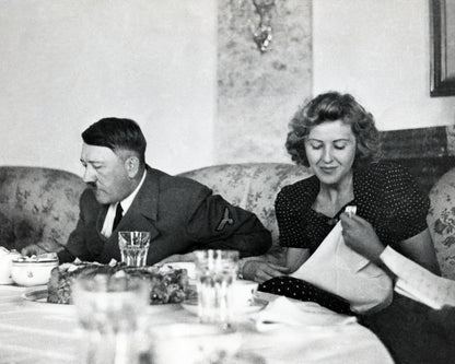 Hitler Eva Braun 1940s