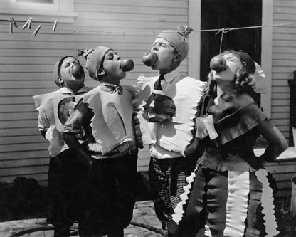 Halloween Apple Game