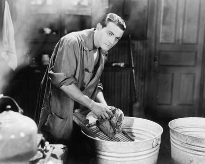Laundry Scene 1930