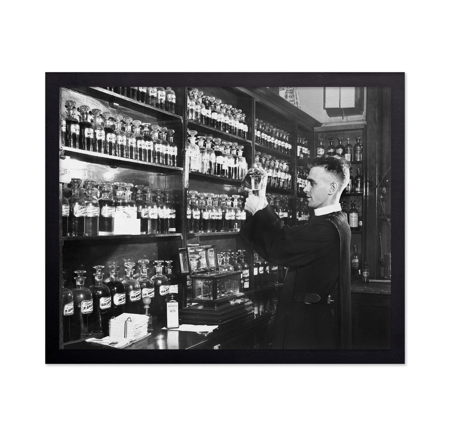 Apothecary Lab 1920s