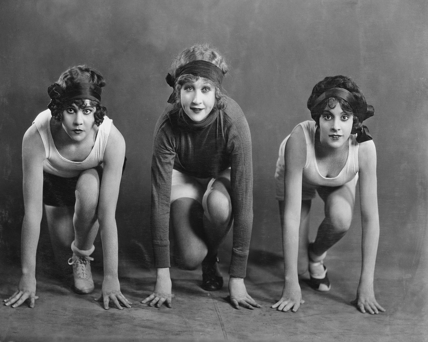 Women Runners 1920s