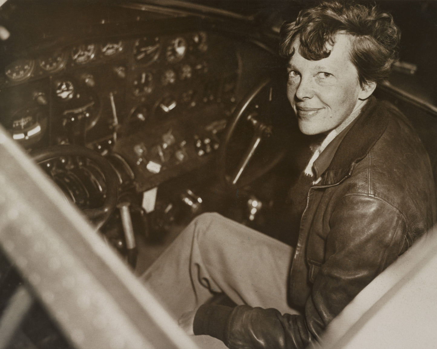 Earhart Cockpit 1936