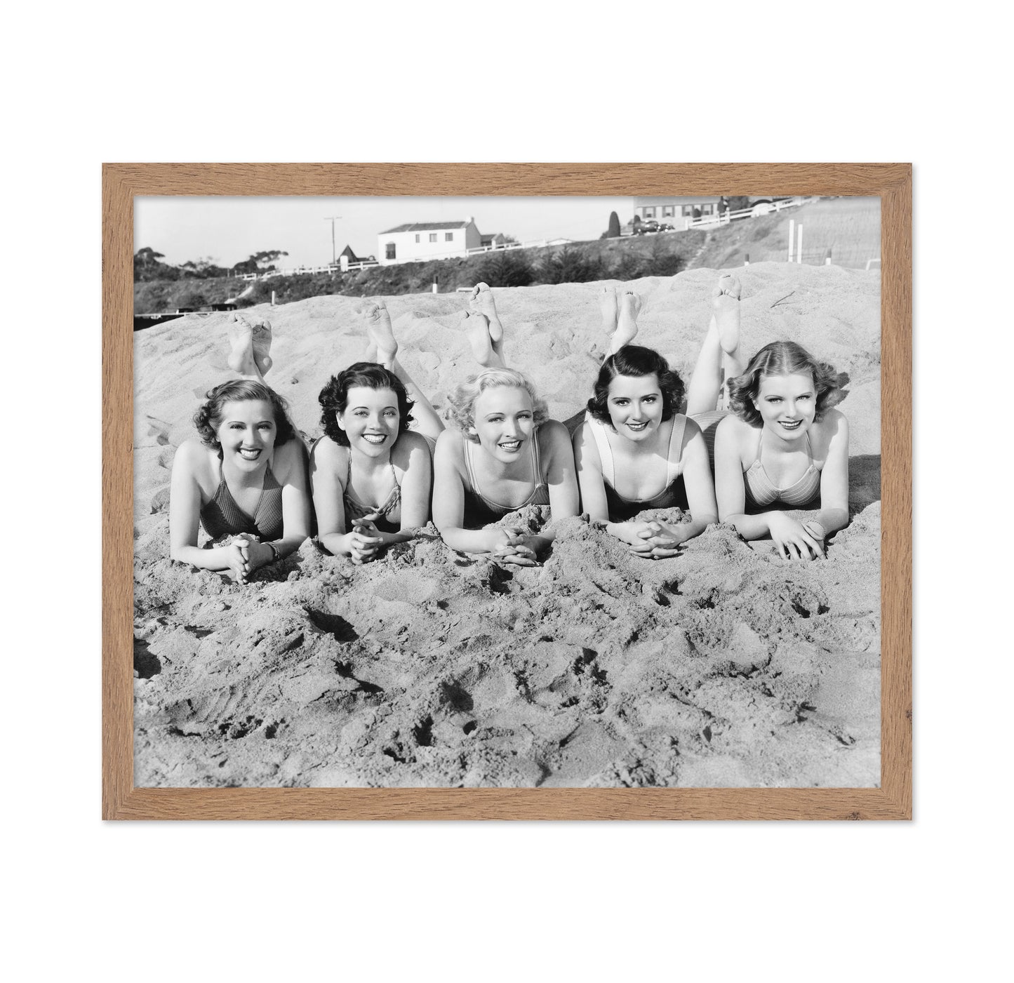 Beach Friends 1930s
