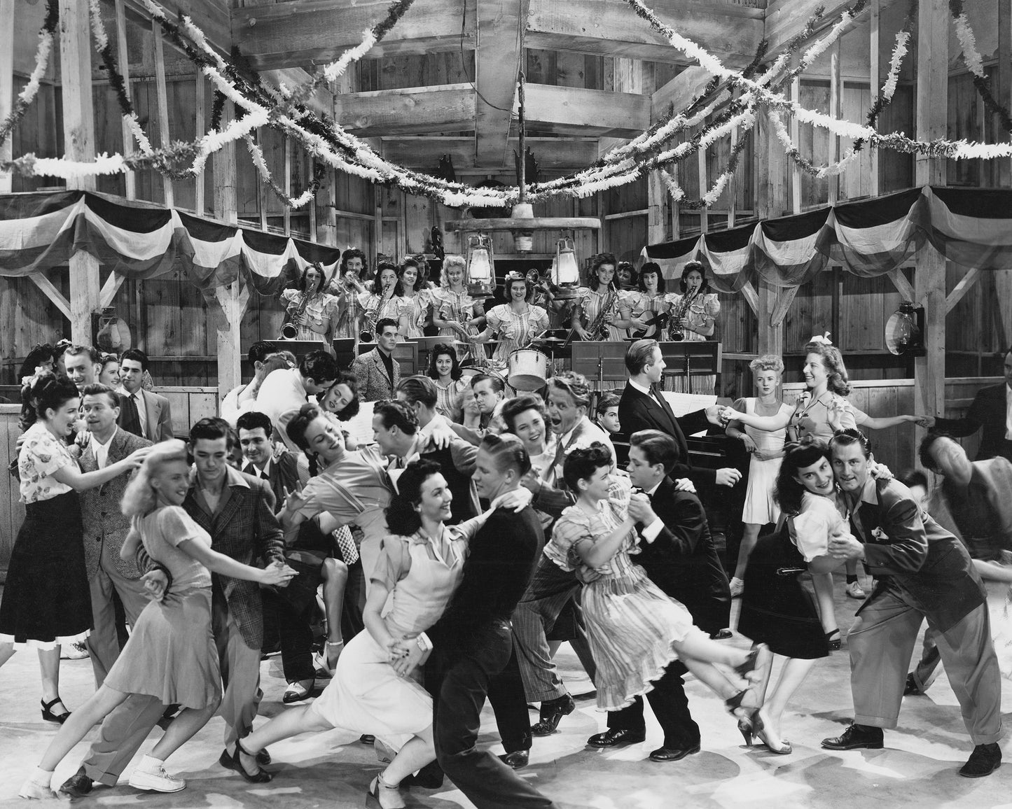 Swing Dance 1940s