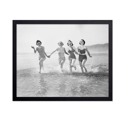 Beach Women 1930s