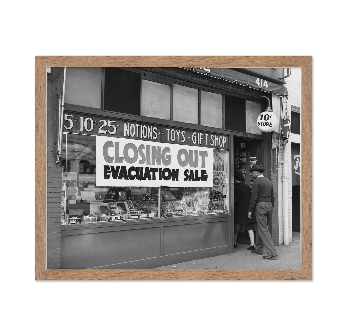 Evacuation Sale 1942