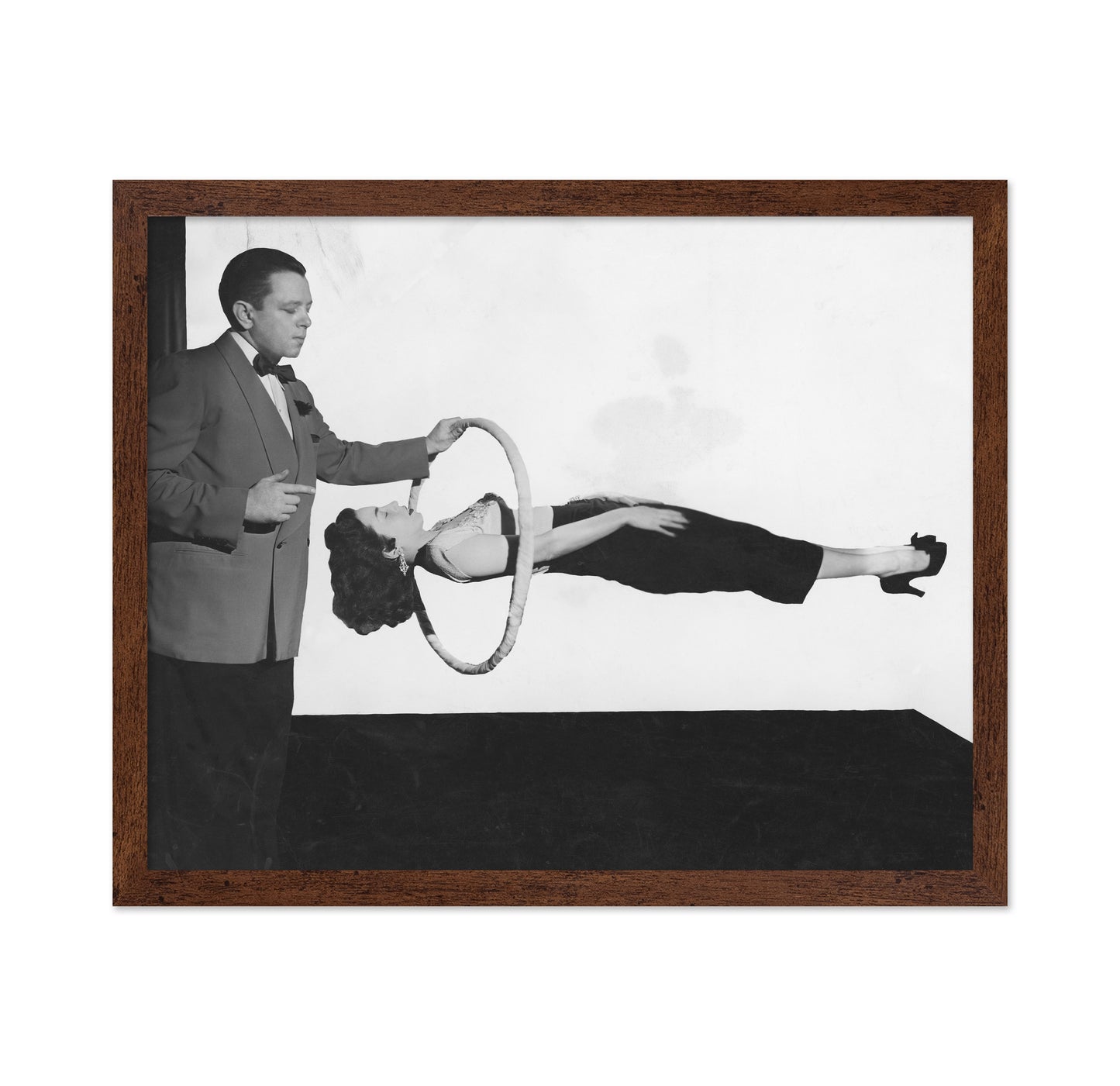 Magic Illusion 1940s