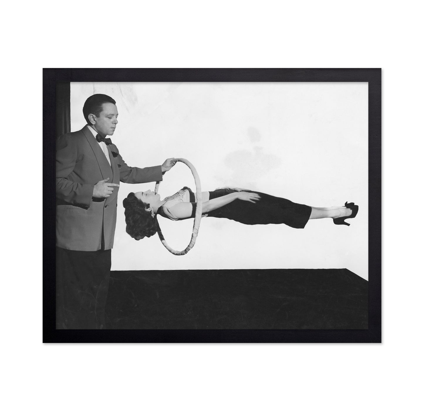 Magic Illusion 1940s
