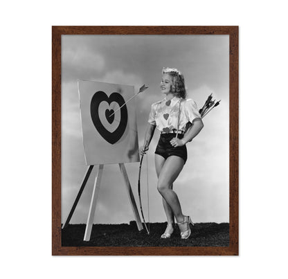 Bull's Eye Pinup Scene