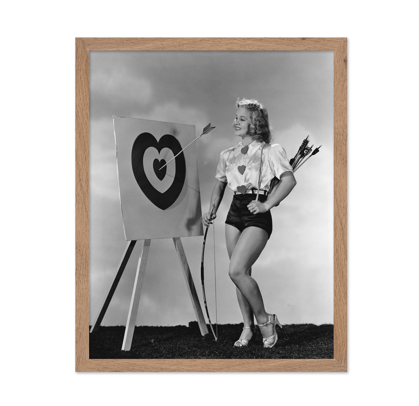 Bull's Eye Pinup Scene