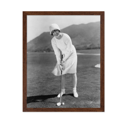 Putting for Birdie 1920s