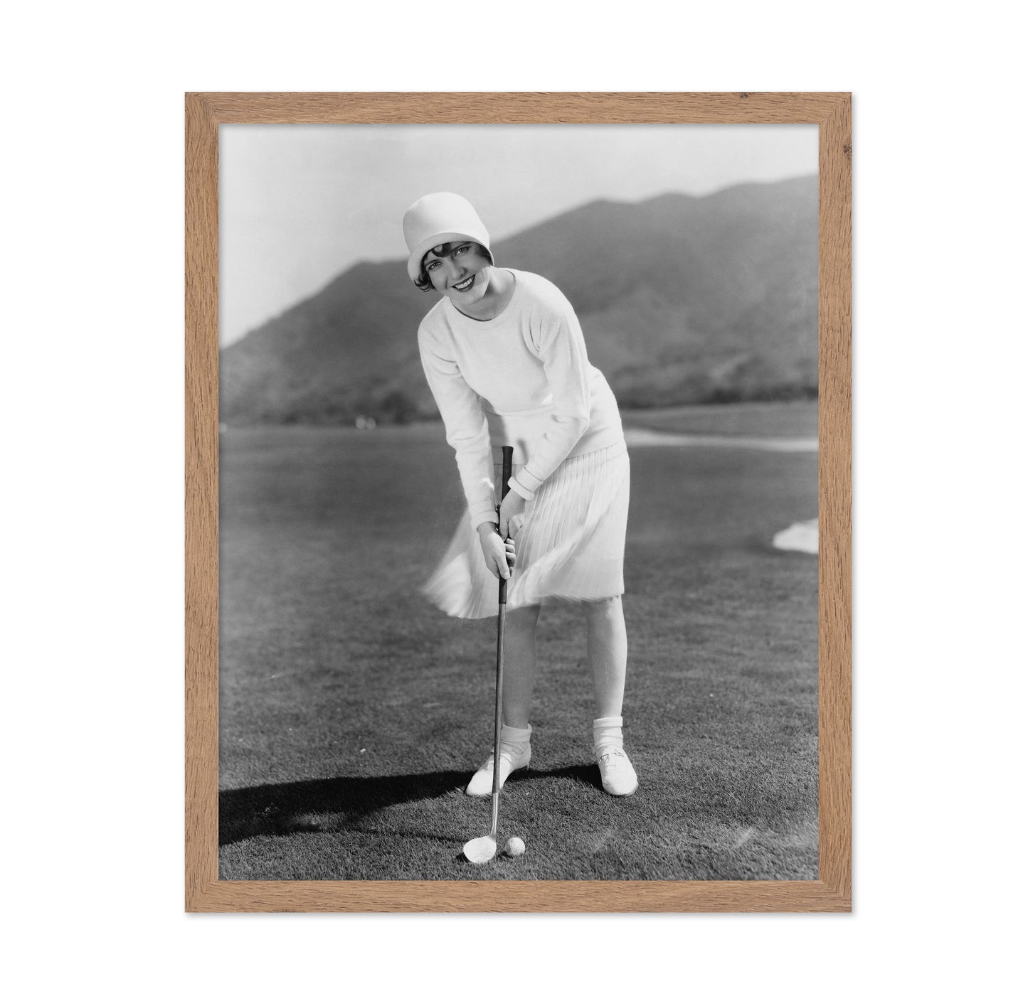 Putting for Birdie 1920s