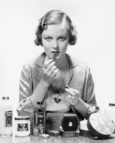 Cosmetics Woman 1935